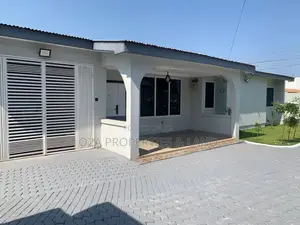 3bdrm House in Spintex, Baatsona Total for rent