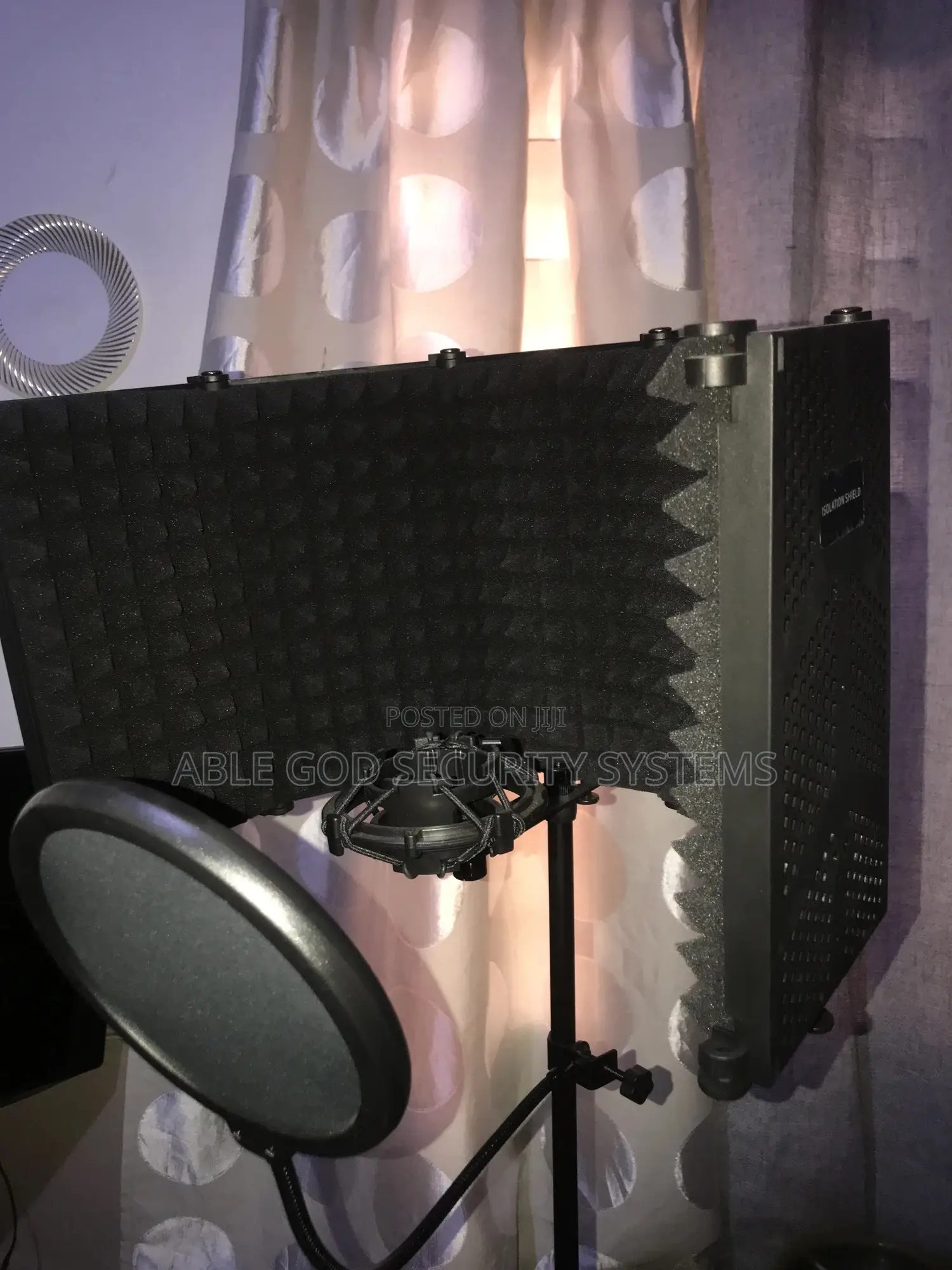 Microphone Vocal Booth With Pop Filter