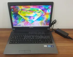Laptop Medion Akoya P6677 8GB Intel Core i5 HDD+SSD 1T