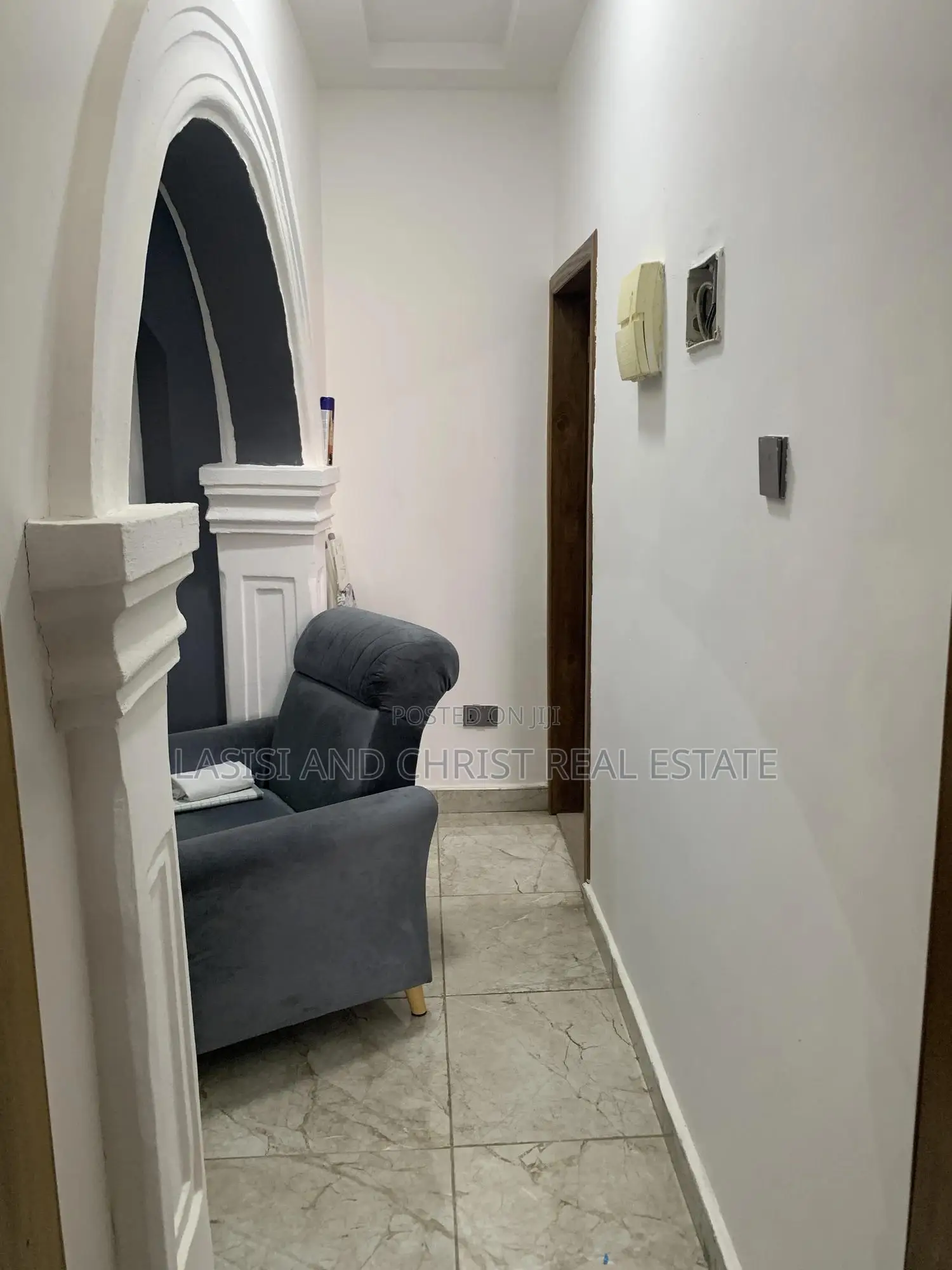 1bdrm Apartment in Lasisi And Christ, Amasaman for rent