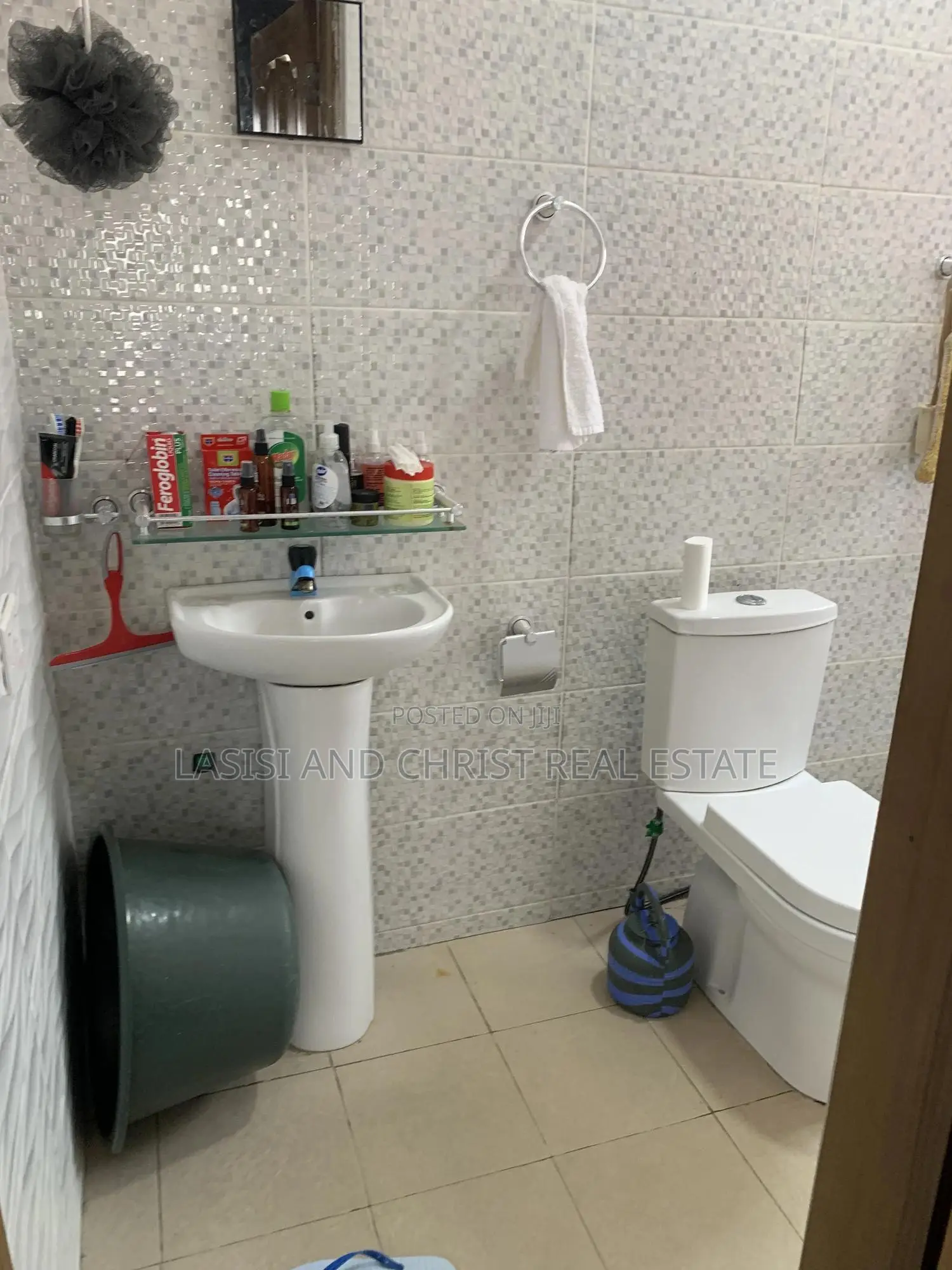 1bdrm Apartment in Lasisi And Christ, Amasaman for rent