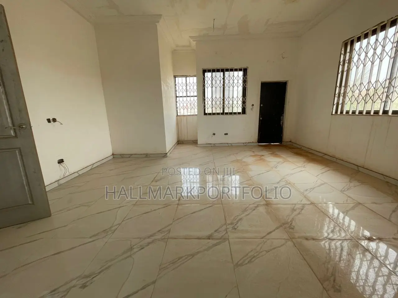 6bdrm House in East Legon Hills, Ashaley Botwe for sale