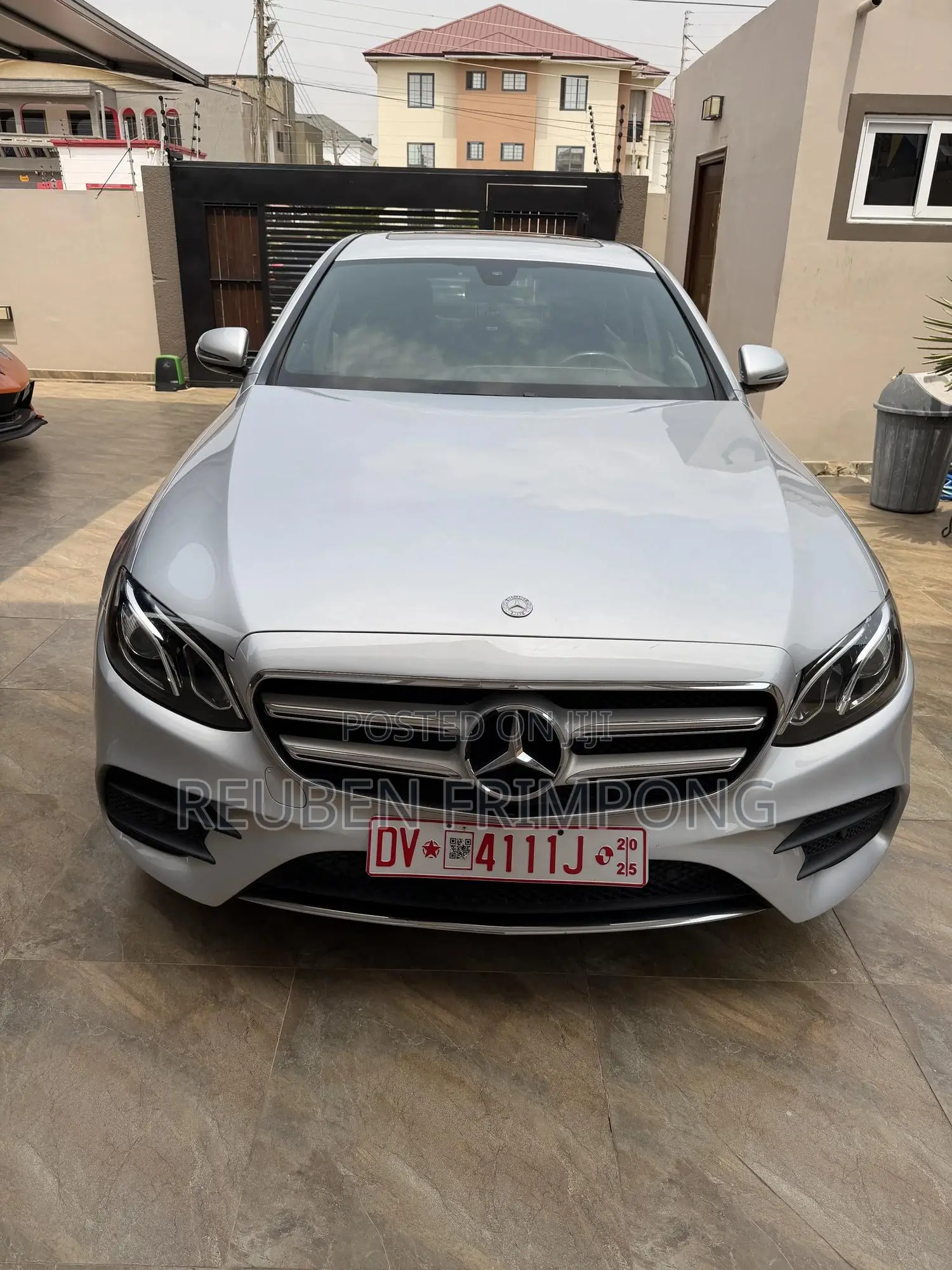 Mercedes-Benz E300 4Matic AWD Sedan (2.0L 4cyl 9A) 2017 Silver