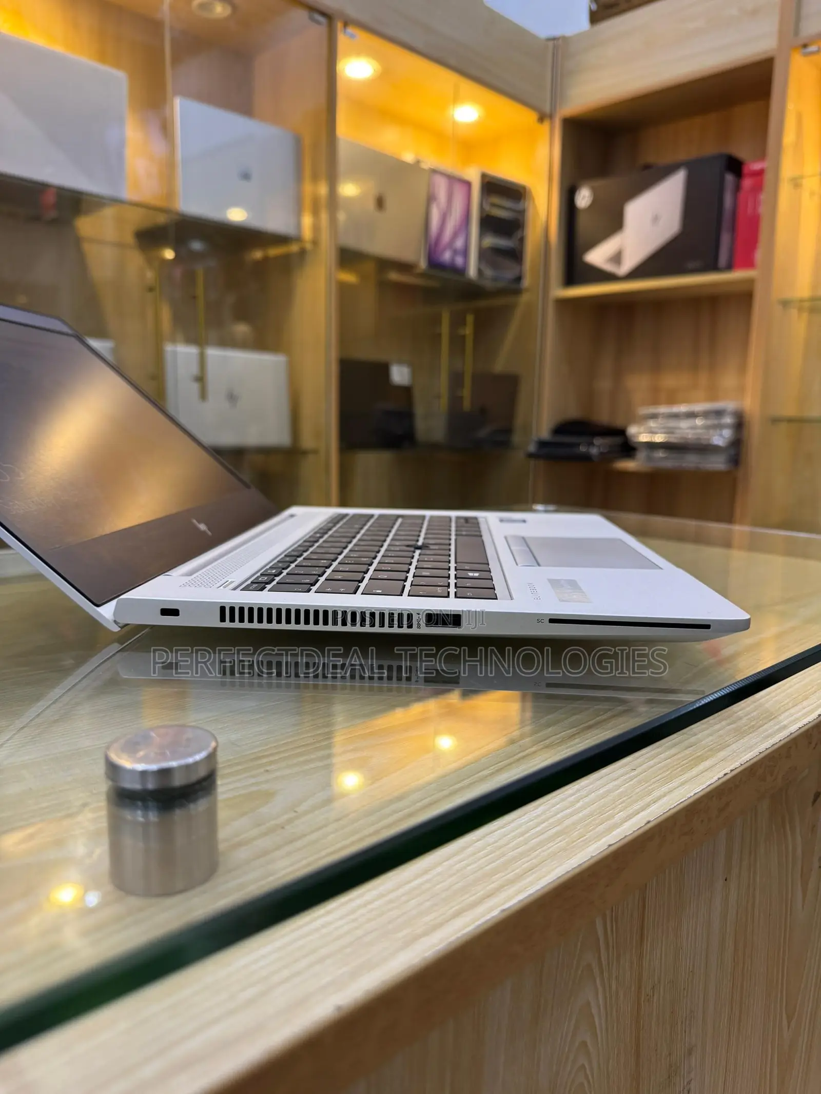 New Laptop HP EliteBook 830 G6 8GB Intel Core i5 SSD 256GB