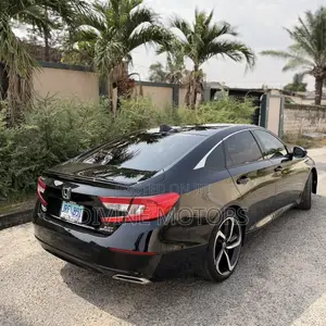 Honda Accord Sport (2.0L 4cyl Turbo 10A) 2019 Black