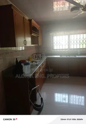 5bdrm House in Fafraha, Malejor for rent