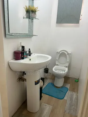 5bdrm House in Fafraha, Malejor for rent