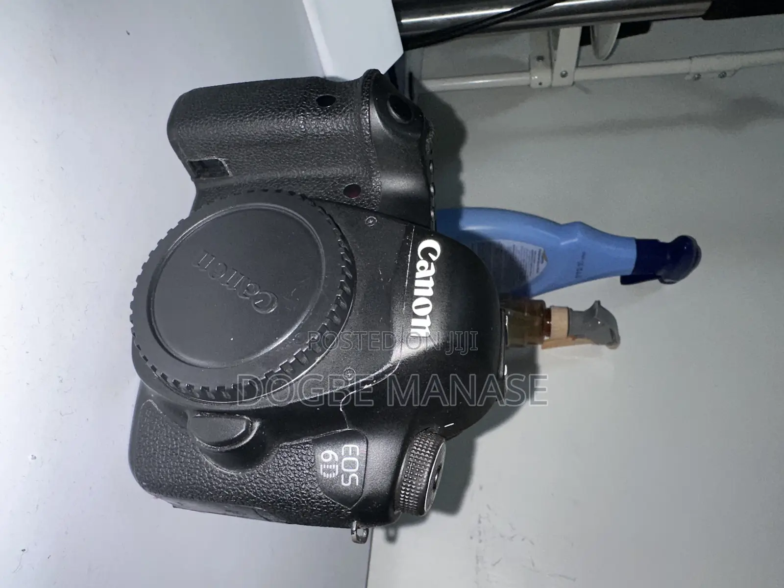 Canon 6d Wg With Grip and 2 Batteries, Charger