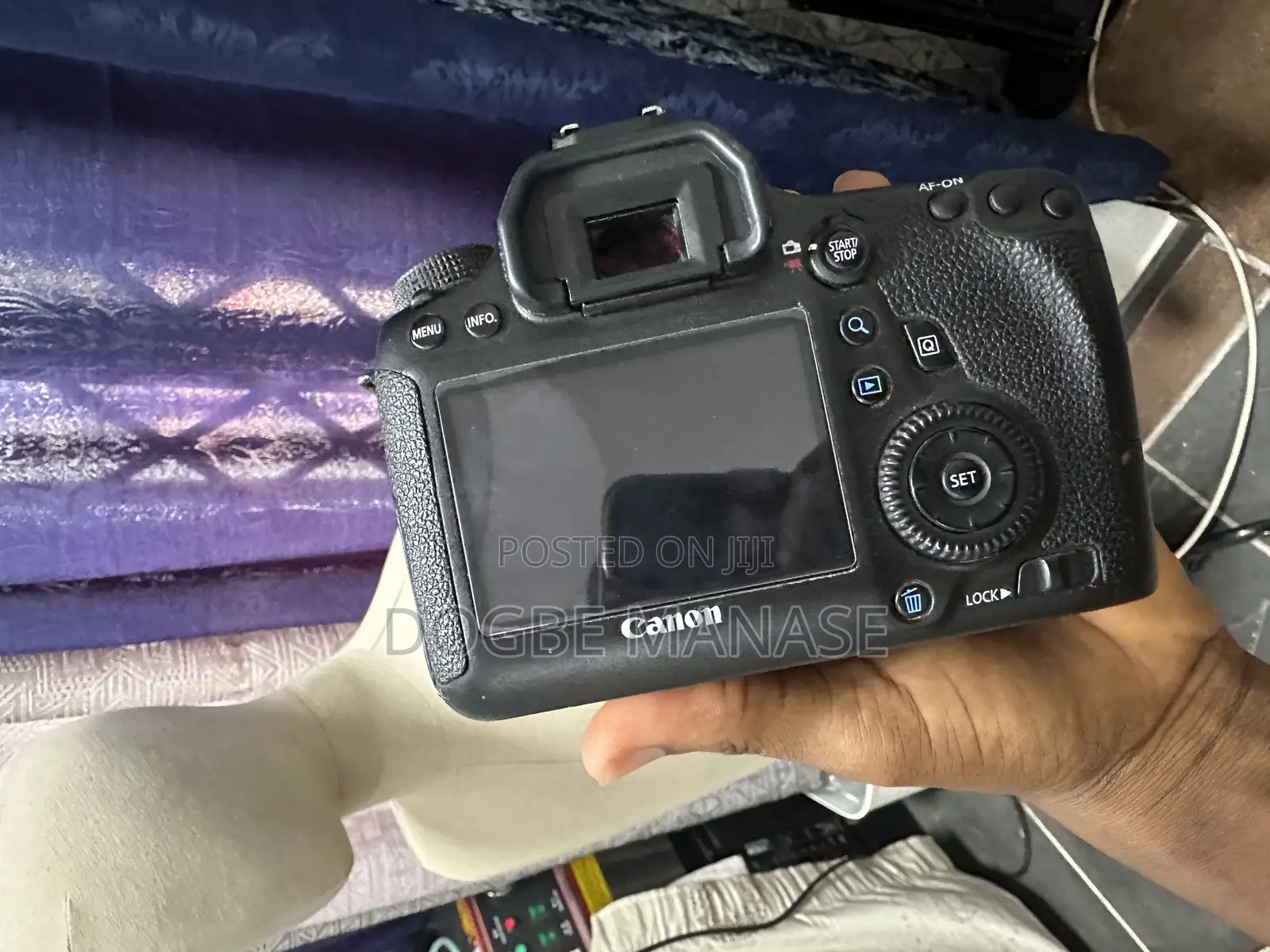 Canon 6d Wg With Grip and 2 Batteries, Charger