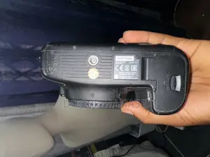 Canon 6d Wg With Grip and 2 Batteries, Charger