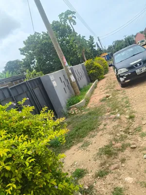 112 By 72 Feet Plot With 5bdrm On It For Sale In Dansoman. Hj