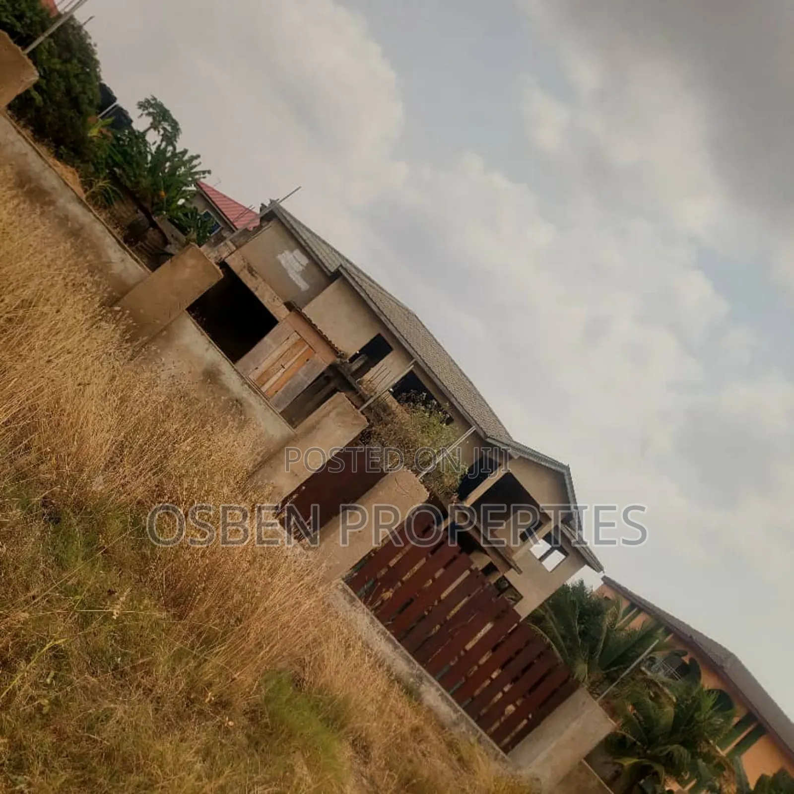 2 Plots of Titled Land With 7 Bedrooms Uncomplicated House for Sale