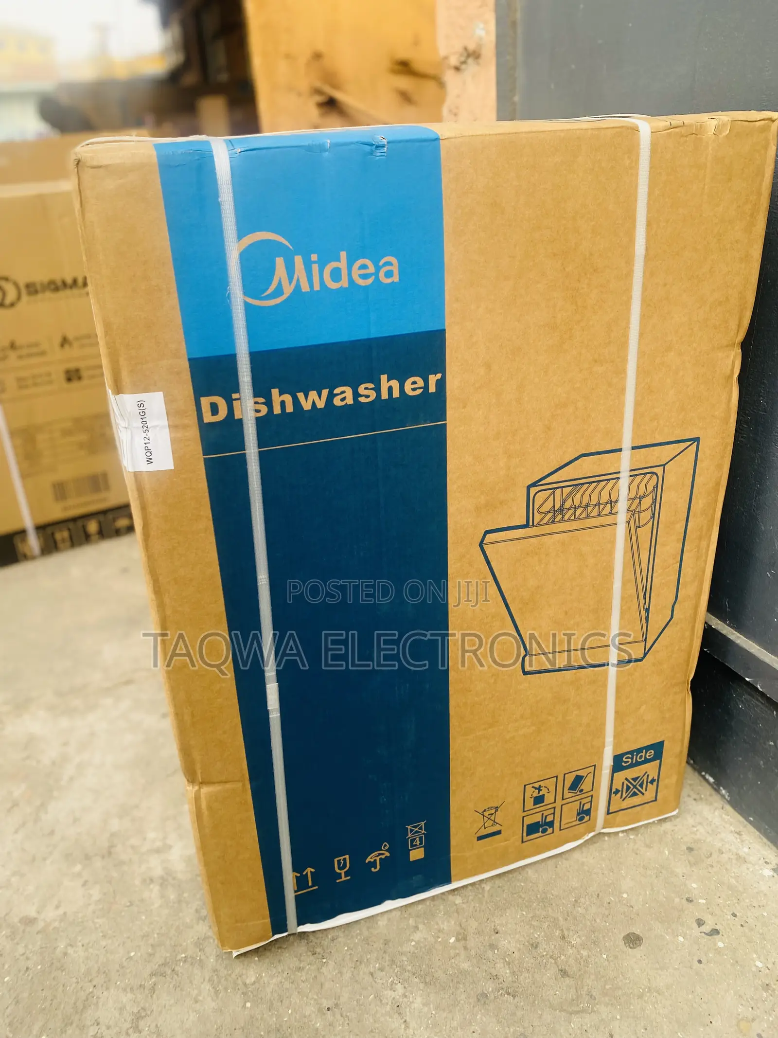 Midea 12 Plates Dishwasher