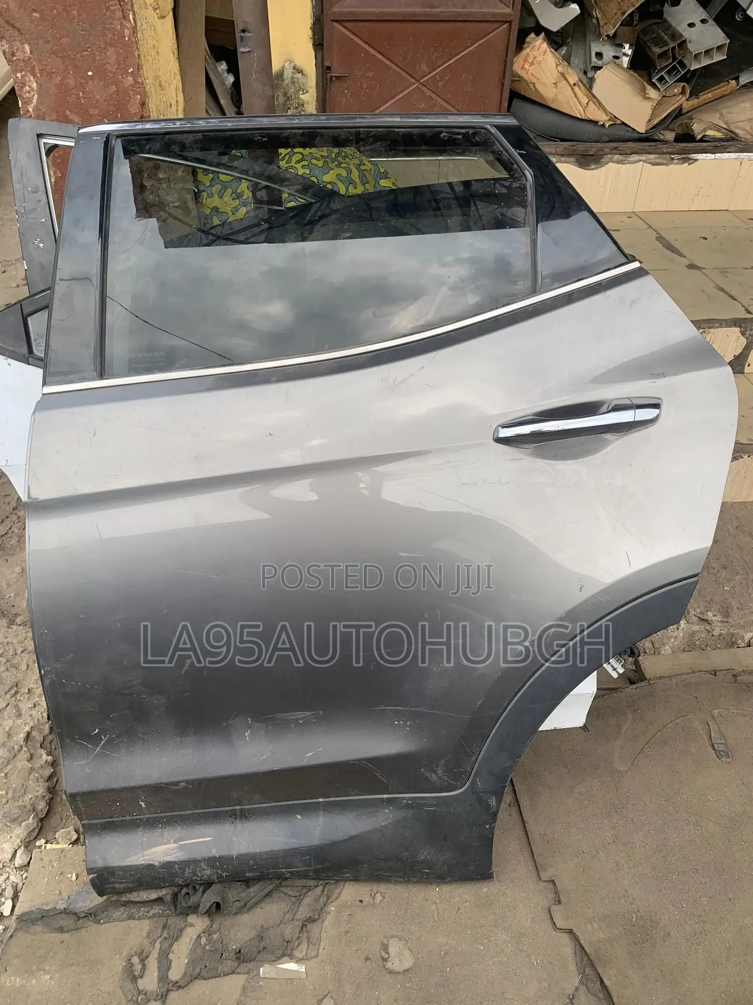 Hyundai Santa Fe 2013,2014,2015,2016,2017 Foreign Used Door