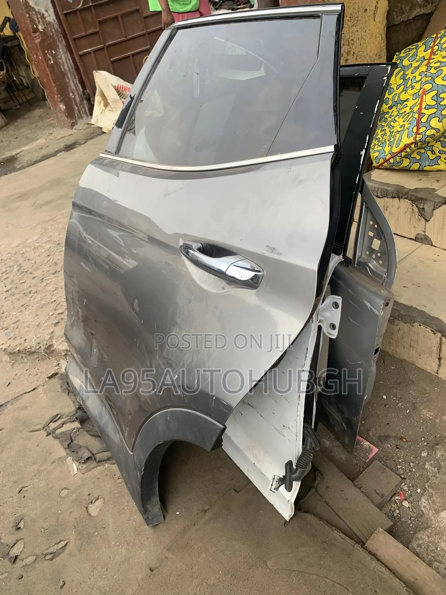 Hyundai Santa Fe 2013,2014,2015,2016,2017 Foreign Used Door