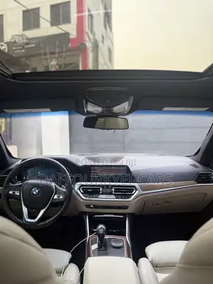 BMW 330i 2019 Black