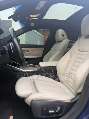 BMW 330i 2019 Black
