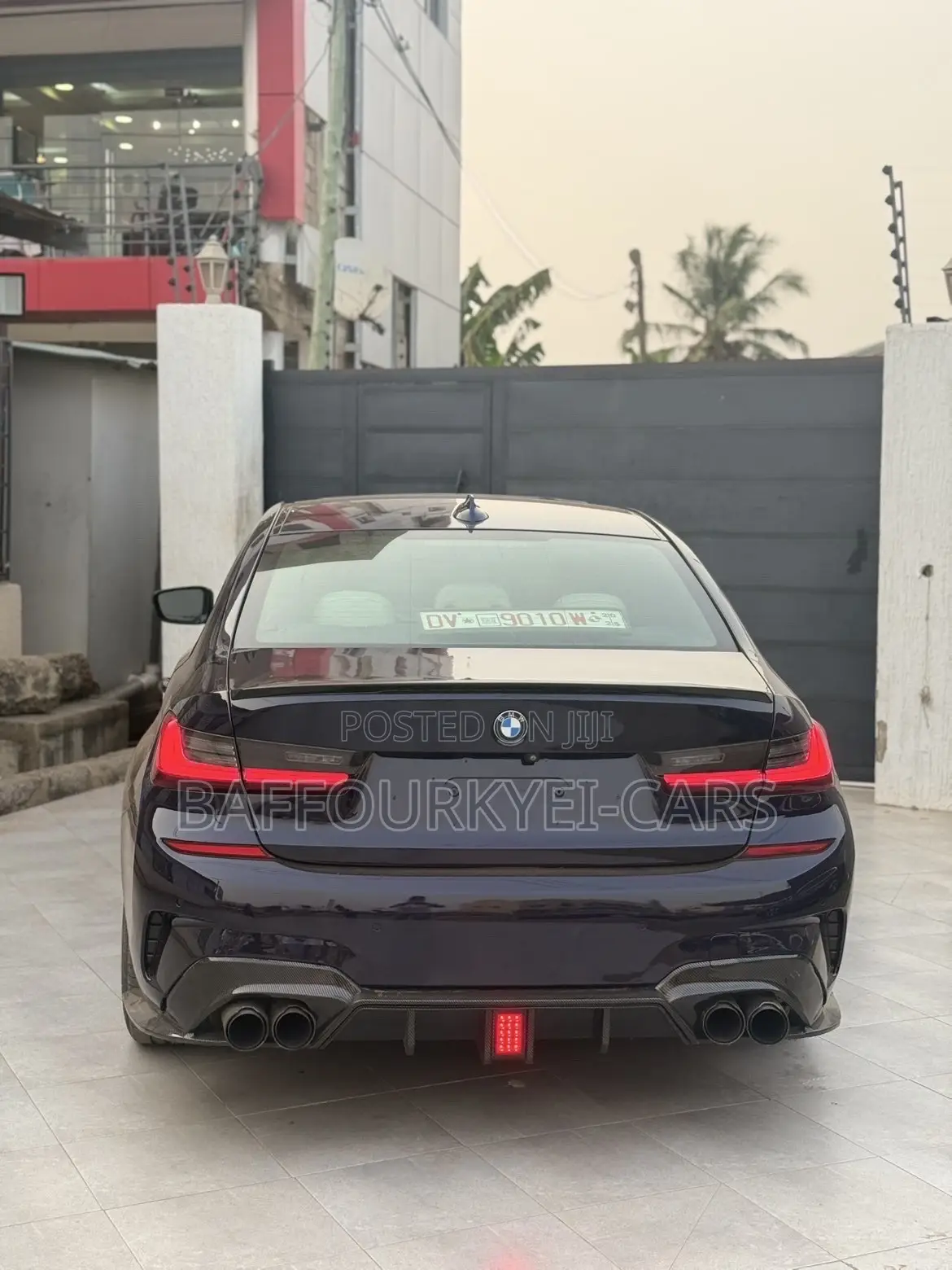 BMW 330i 2019 Black