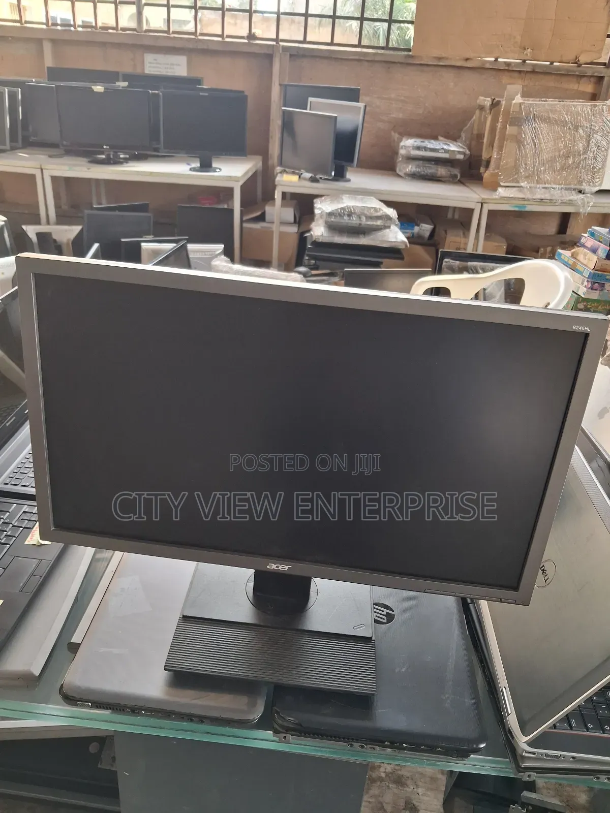 Acer B246hl