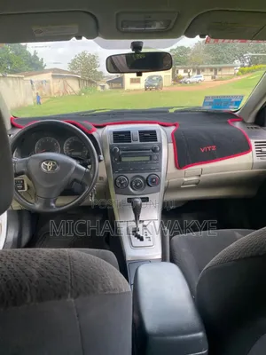 Toyota Corolla 2011 White