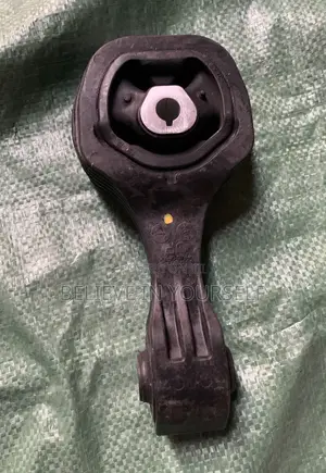 Honda CRV 2023,2024,2025 Gearbox Down Seat / Mount