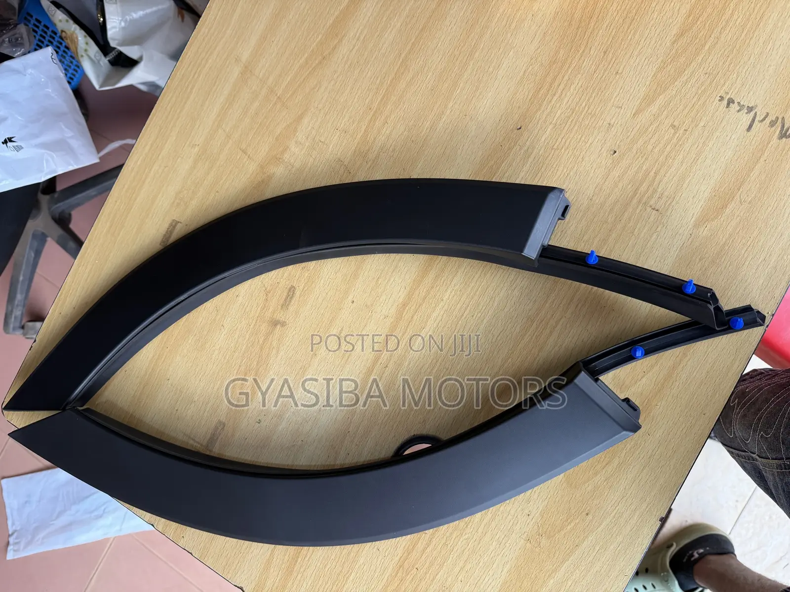 Honda Crv 2023 -2025 Back Fender Molding Pair