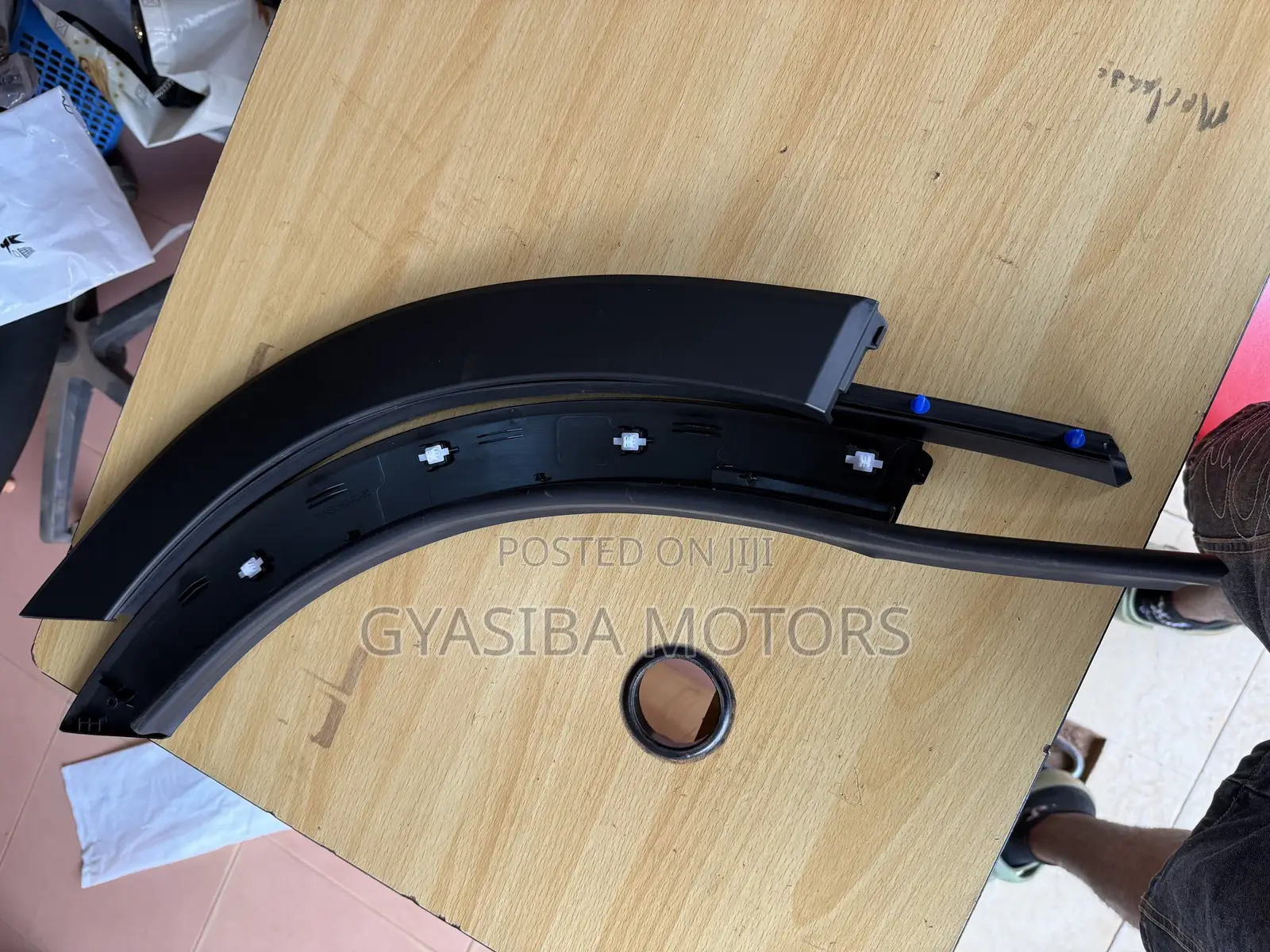 Honda Crv 2023 -2025 Back Fender Molding Pair