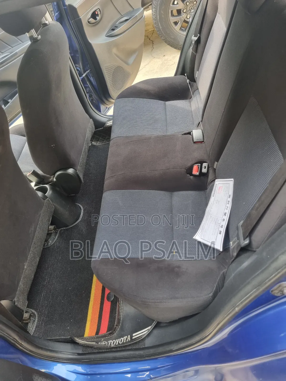 Toyota Yaris L Hatchback 5dr 2014 Blue