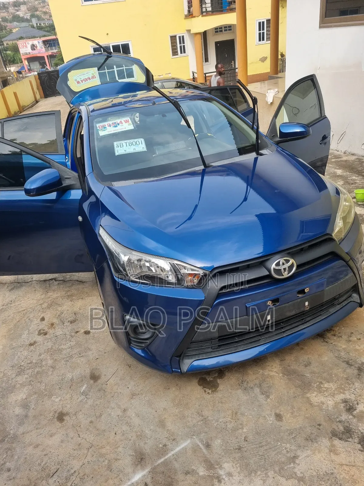 Toyota Yaris L Hatchback 5dr 2014 Blue