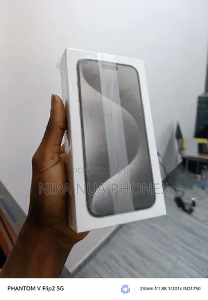 New Apple iPhone 15 Pro Max 256 GB Black