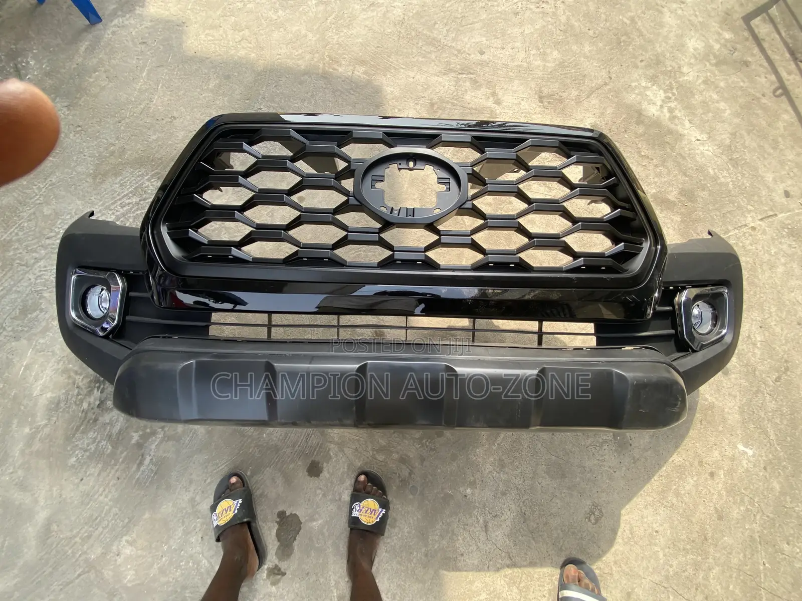 Toyota Tacoma 2016-2017-2018-2019-2020 Front Bumper Complete