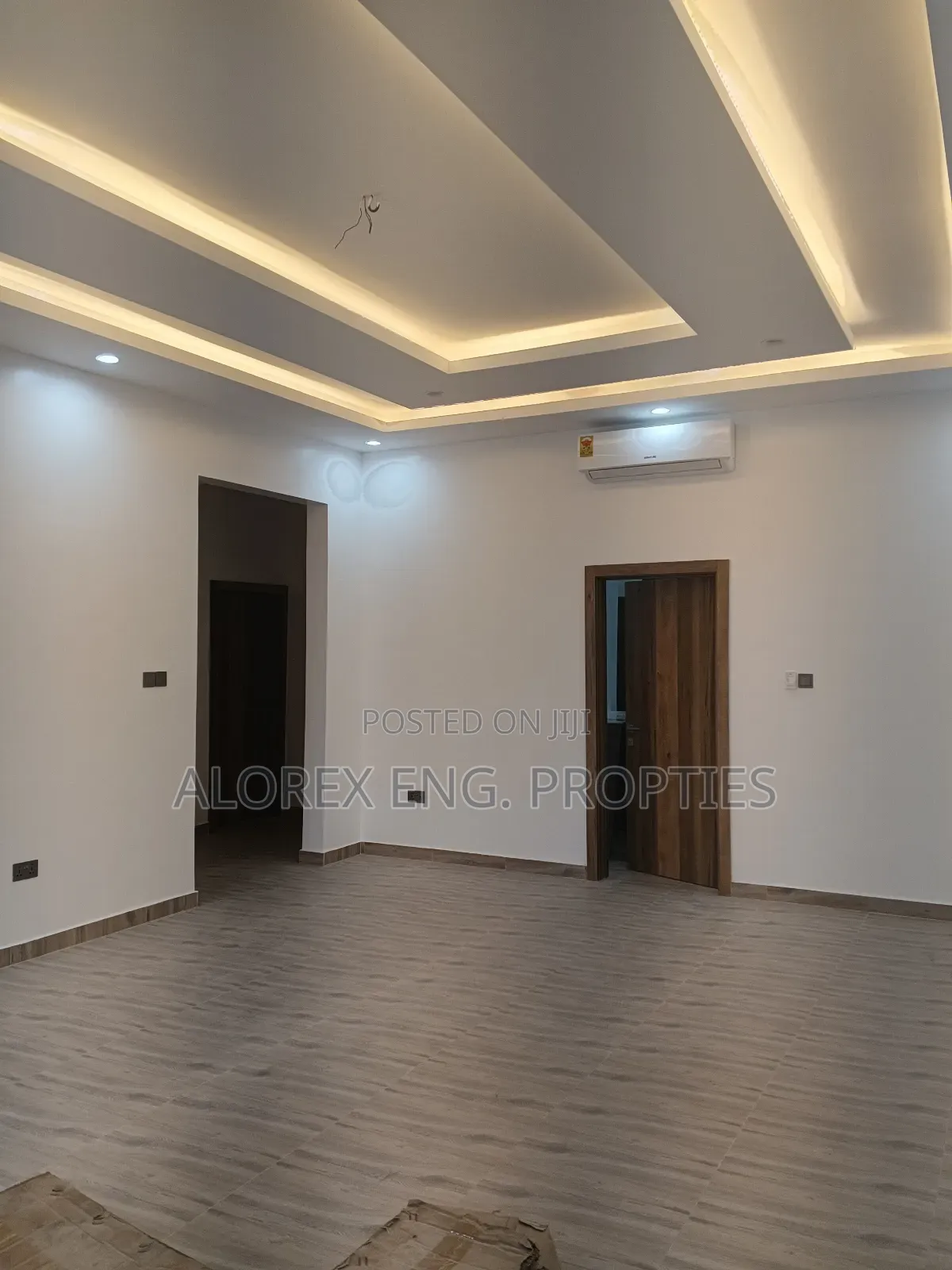 4bdrm House in Com 24, $230,000, Ashaiman Municipal for sale