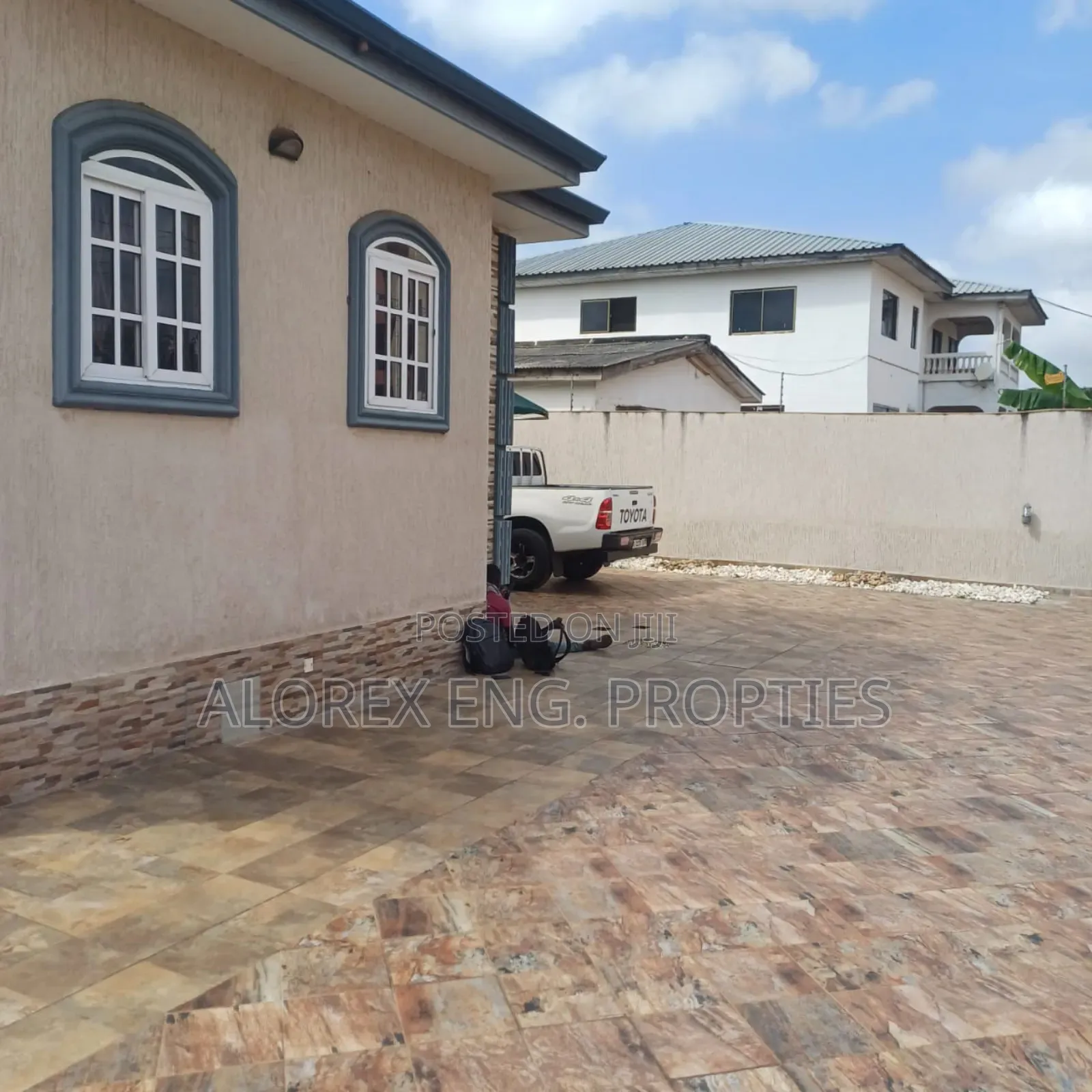 4bdrm House in $250,000, Oyarifa for sale