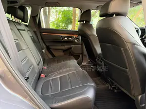 Honda CR-V Touring AWD 2018 Gray