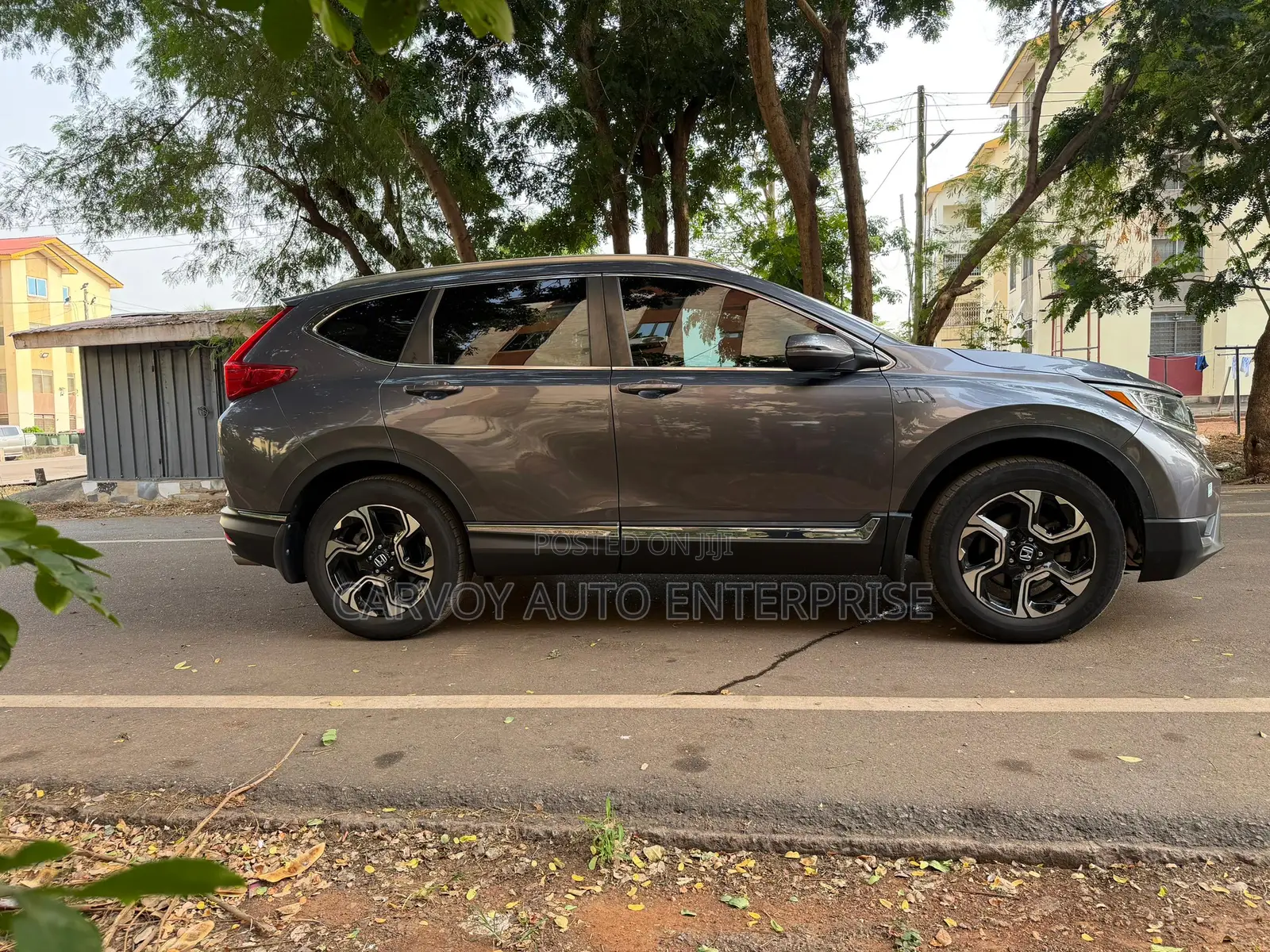 Honda CR-V Touring AWD 2018 Gray