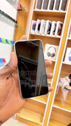 Apple iPhone XR 128 GB White