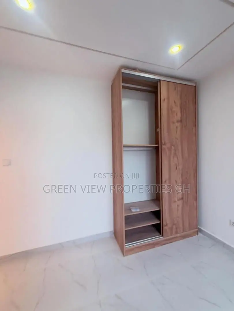 3bdrm House in Lake Side Estate for sale