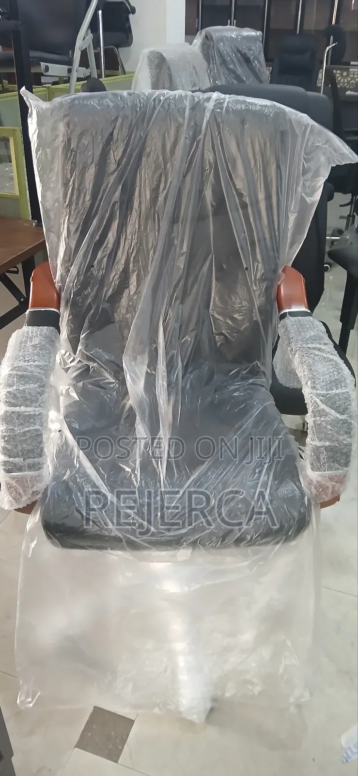 Affordable Office Swivel Chair