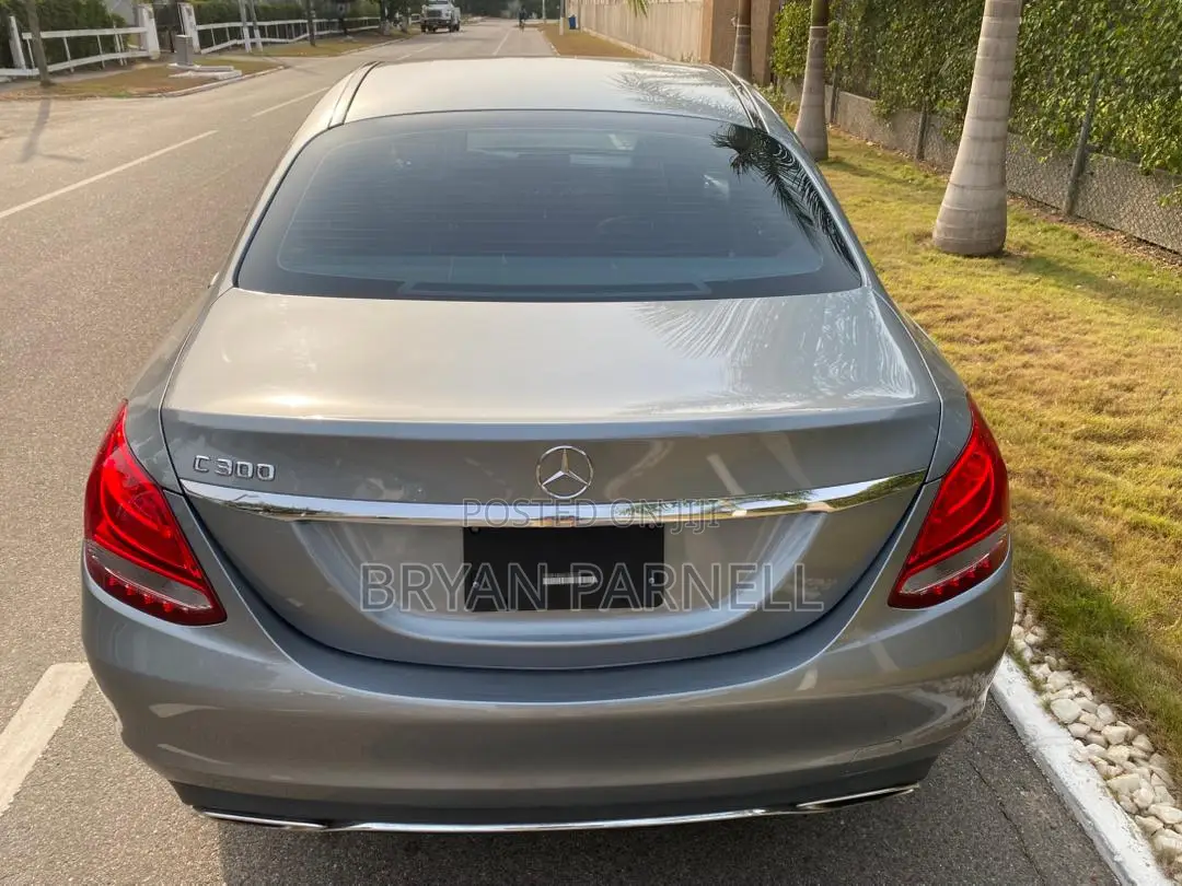 Mercedes-Benz C300 Sport 4Matic Sedan AWD (2.0L 4cyll 7A) 2016 Gray