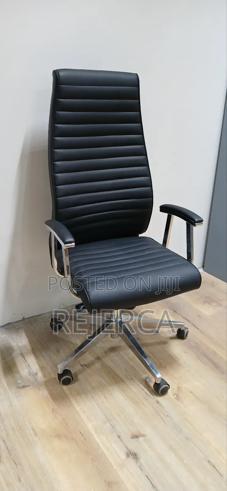 Adjustable Office Swivel Chair