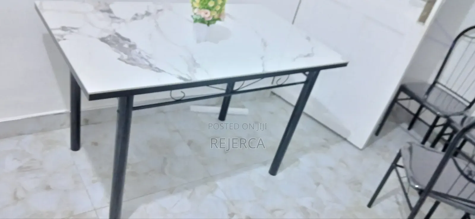 Affordable Dinning Table