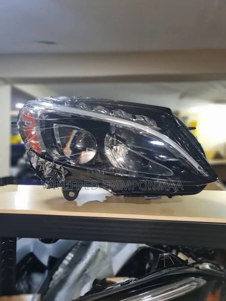 Mercedes-benz C300 2017 Headlight