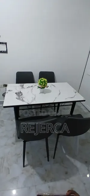 Durable Dinning Set