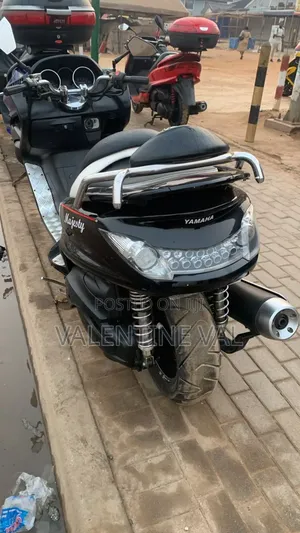 Yamaha Majesty 2015 Black