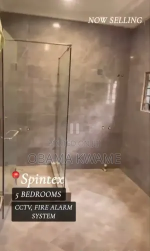 5bdrm House in Laryea Homes, Spintex for sale