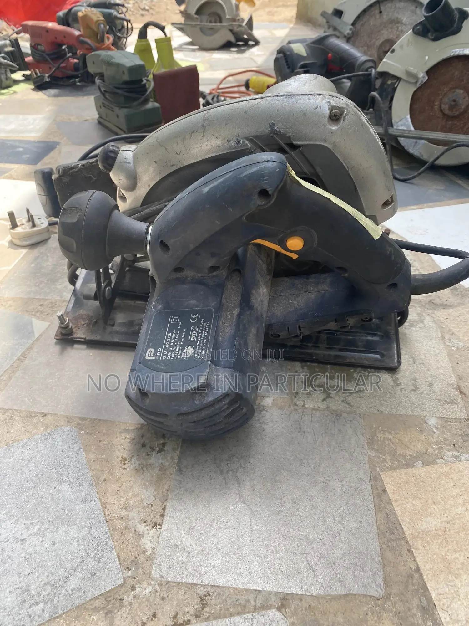 "Pro" Brand 1400w Circular Saw.