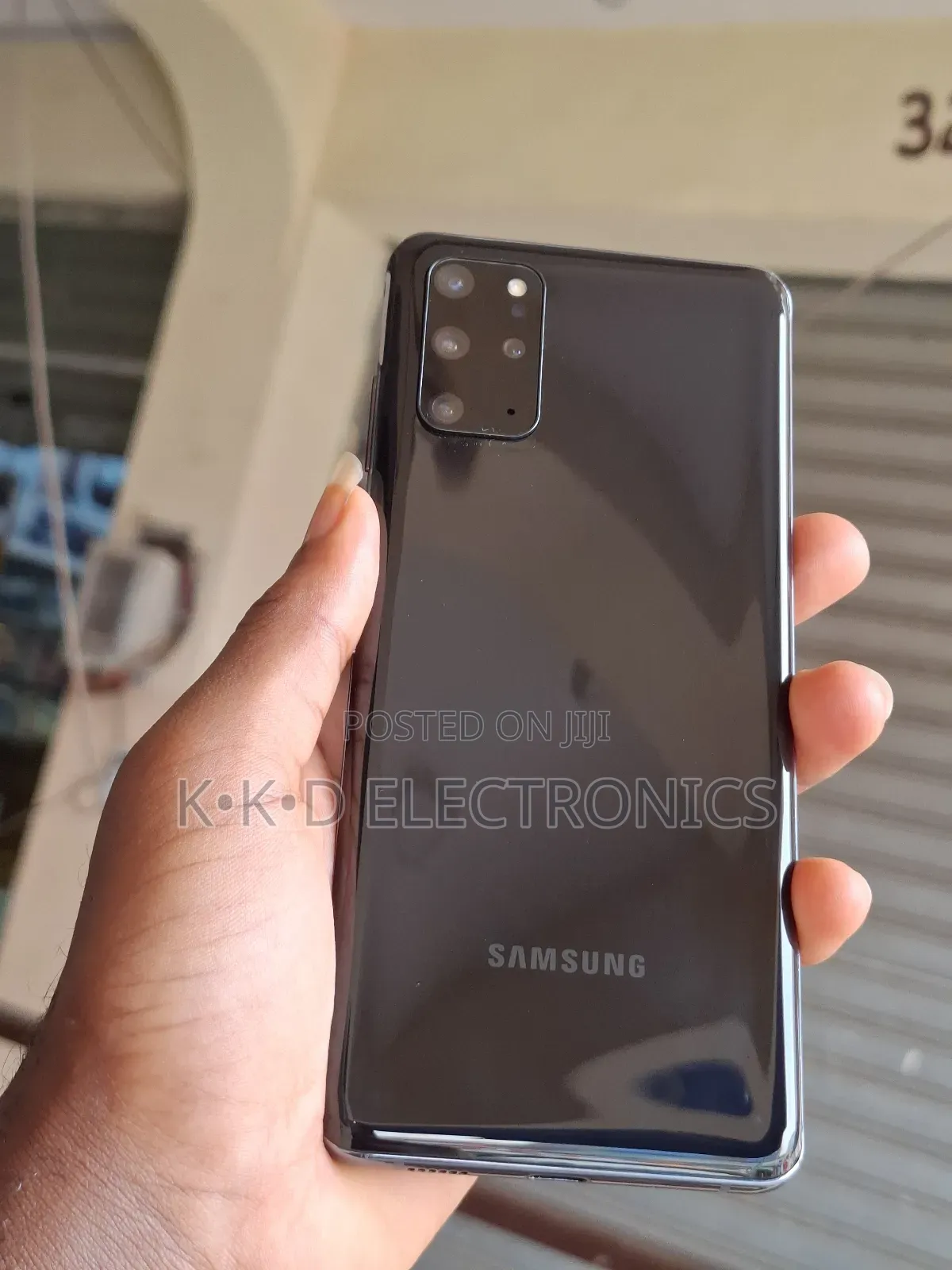 New Samsung Galaxy S20+ 5G 128 GB Black
