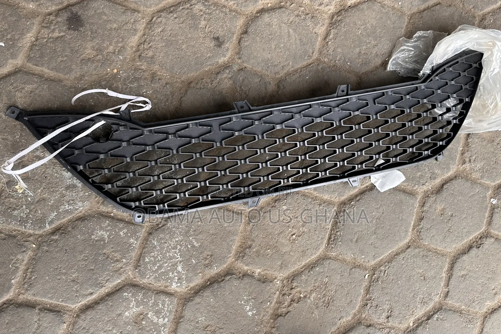 Hyundai I10 Lower Bumper Grill / Shells