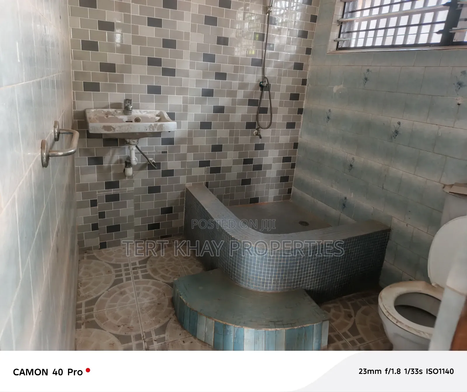 4bdrm House in Barrier, Junction Mall Area for rent