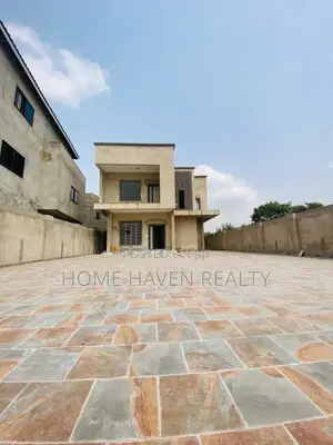4bdrm House in Haasto Atomic, Haatso for sale